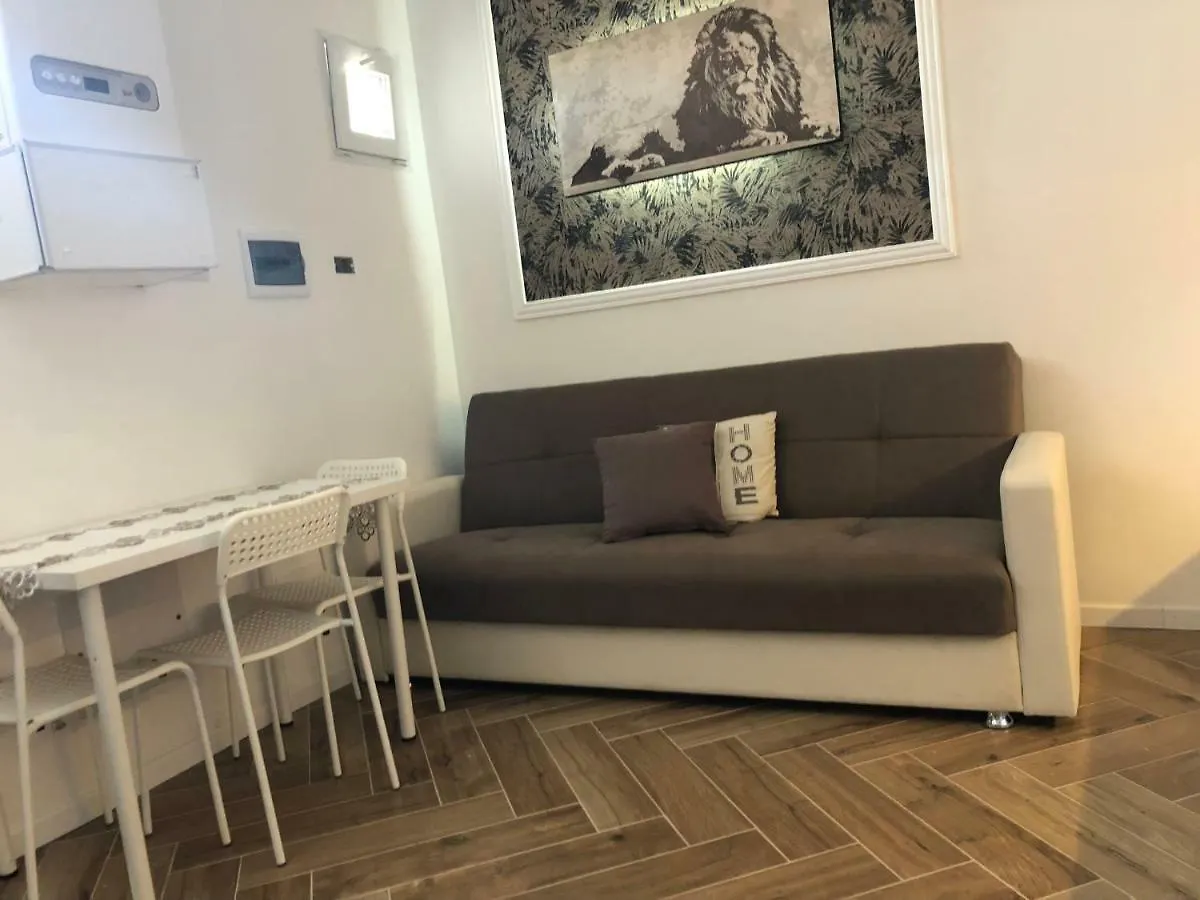 Camaldoli House Apartment Milan