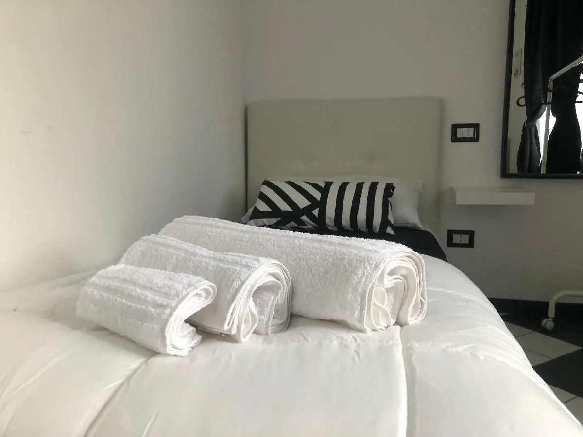 Camaldoli House Apartment Milan